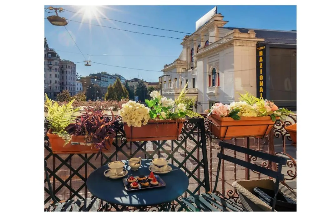 City Life - Duomo Apartament With Terrace Milan 0*,  Italy