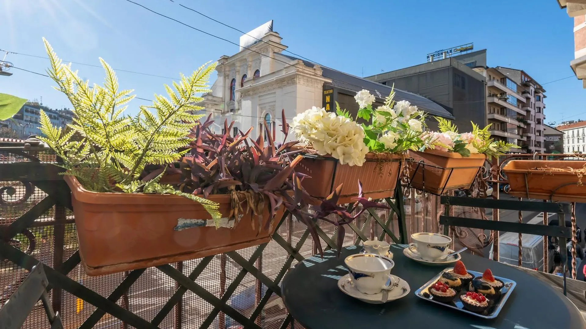 Apartment City Life - Duomo Apartament With Terrace Milan