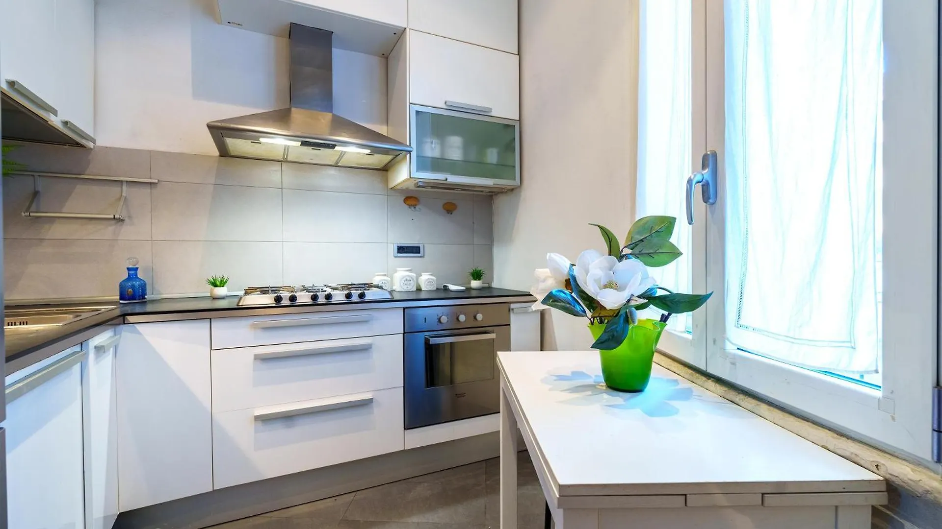 City Life - Duomo Apartament With Terrace Milan