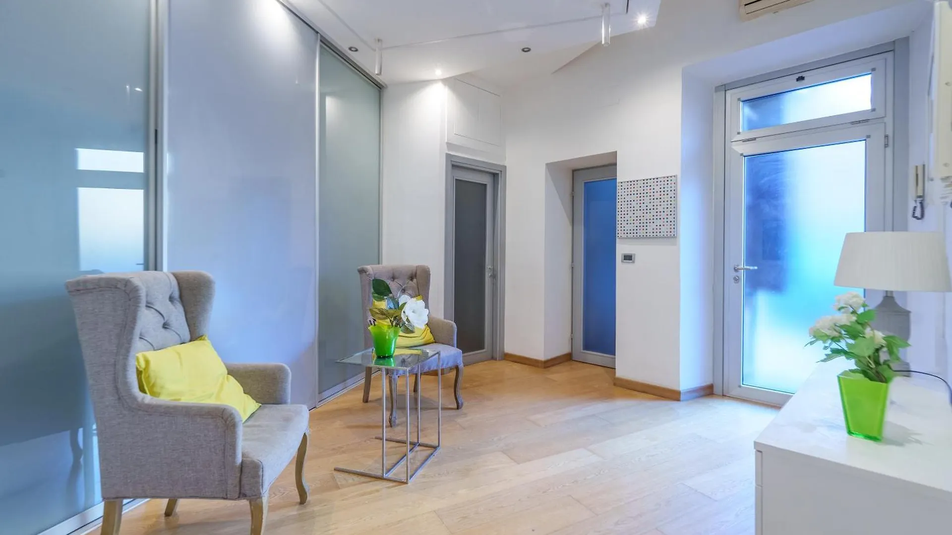 City Life - Duomo Apartament With Terrace Milan